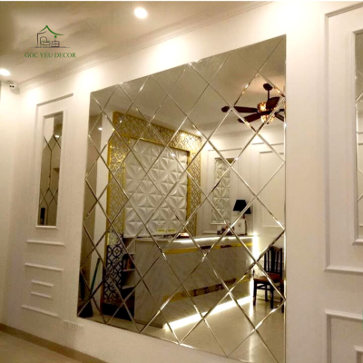 gương trang trí phòng khách